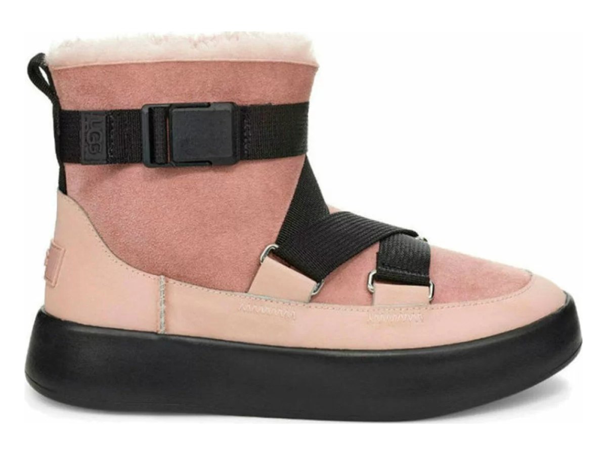 UGG Boom Buckle Boot Pink — вид «сбоку»