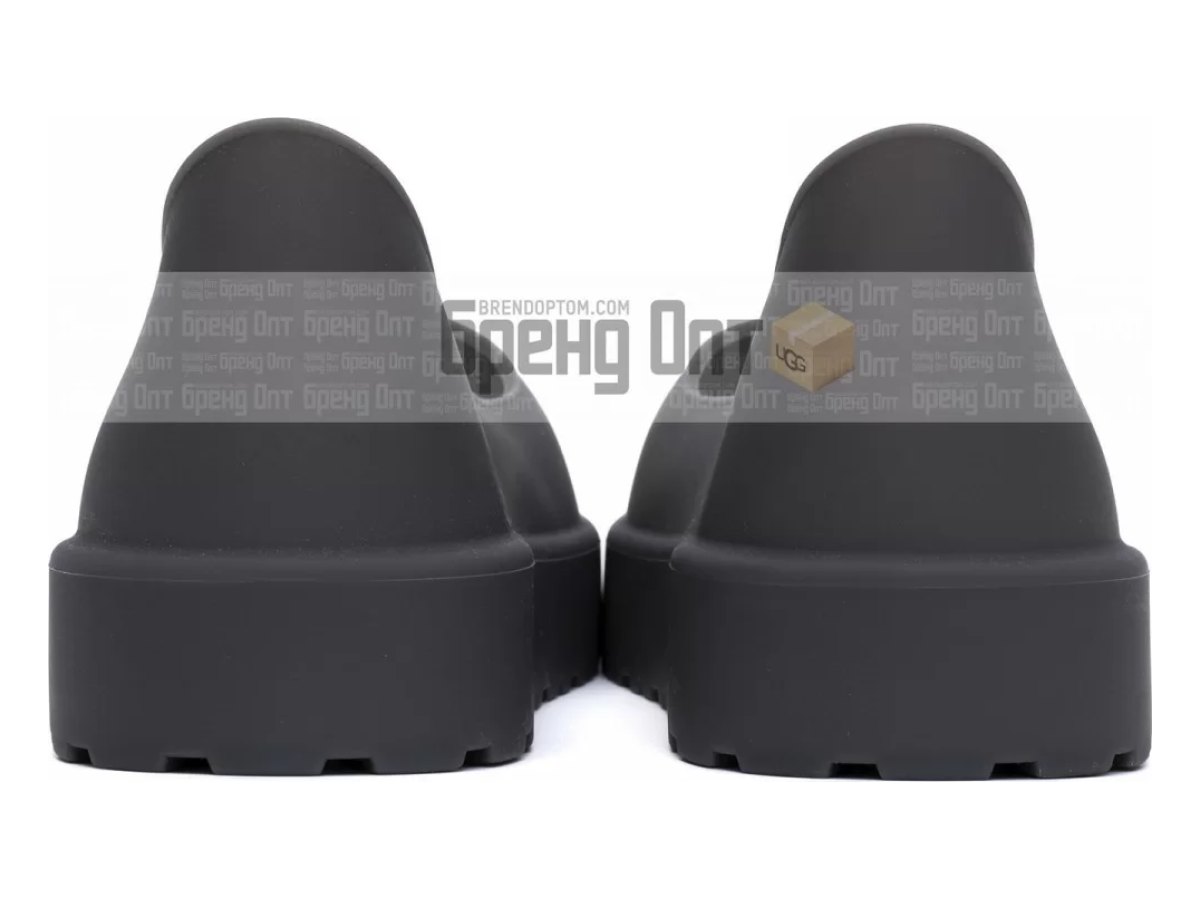 UGG Boot Guard Black — вид «спереди»