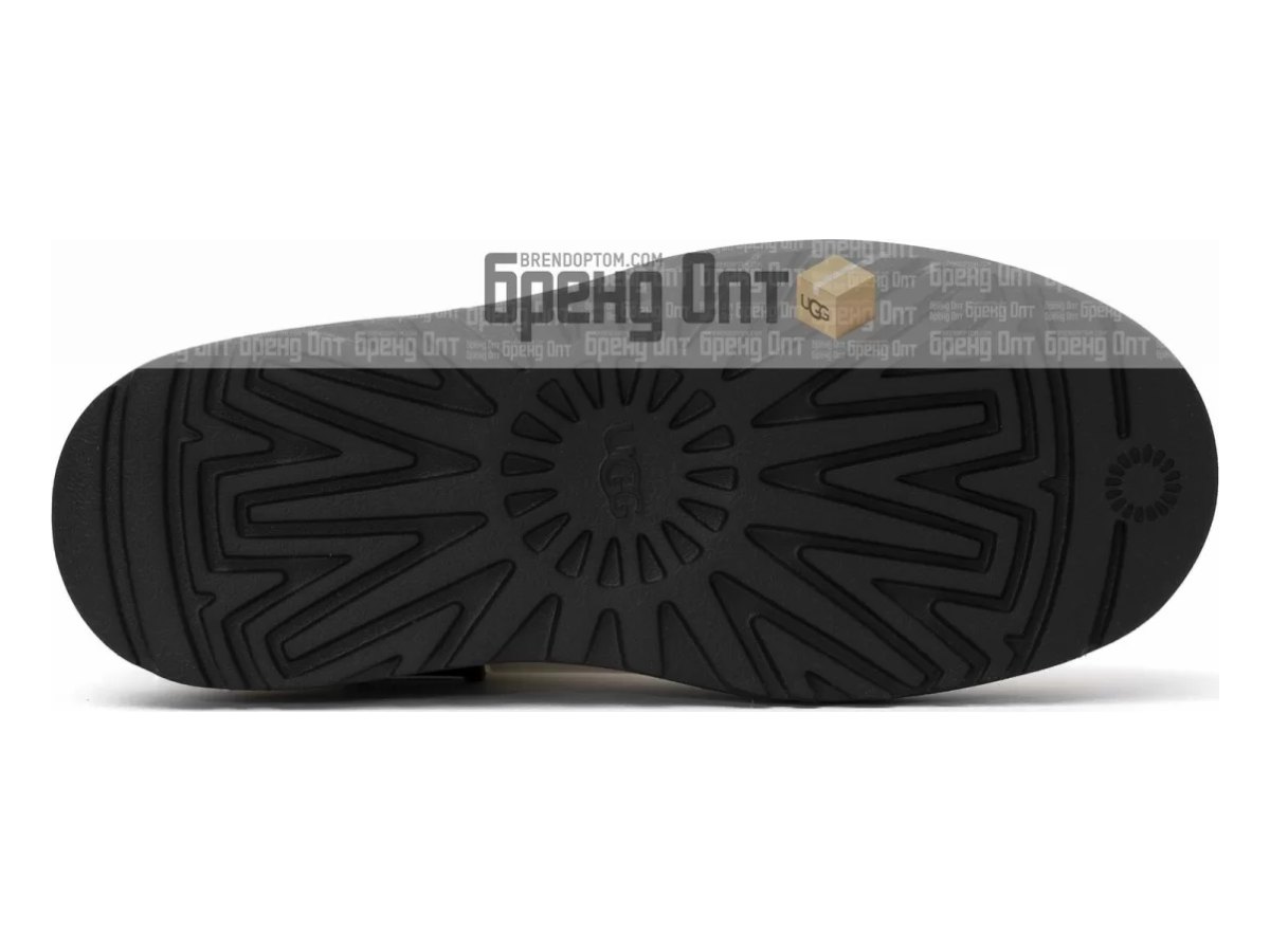 UGG Classic Clear Mini Natural Black — вид «подошва»