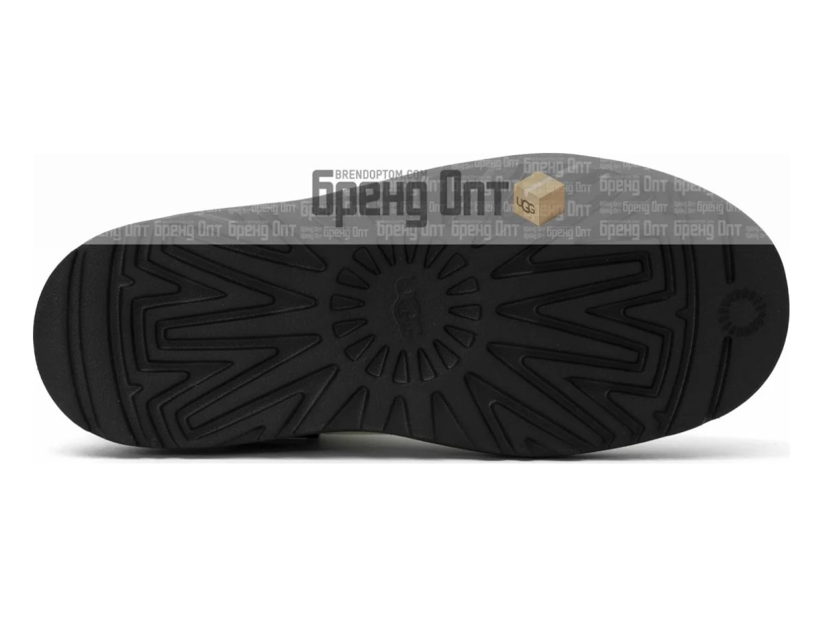 UGG Classic Clear Mini White Black — вид «подошва»