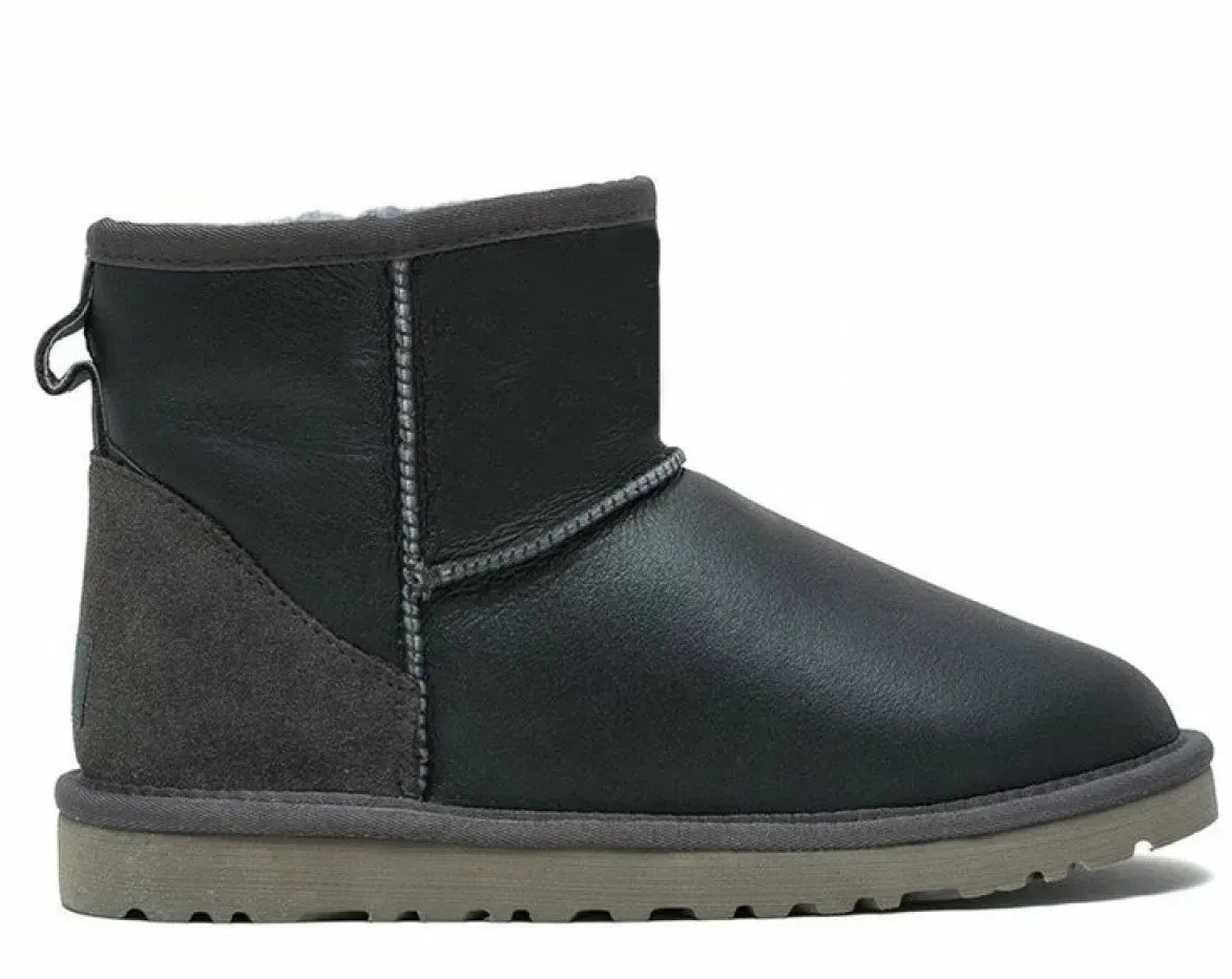 UGG Classic Mini II Metallic Grey — угги мужские классика, цвет серый (металлик)