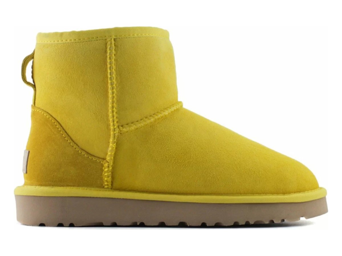 UGG Classic Mini II Yellow — вид «сбоку»