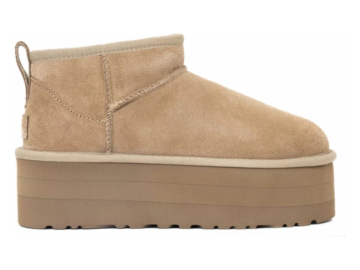 UGG Classic Ultra Mini Platform Sand — вид «сбоку»