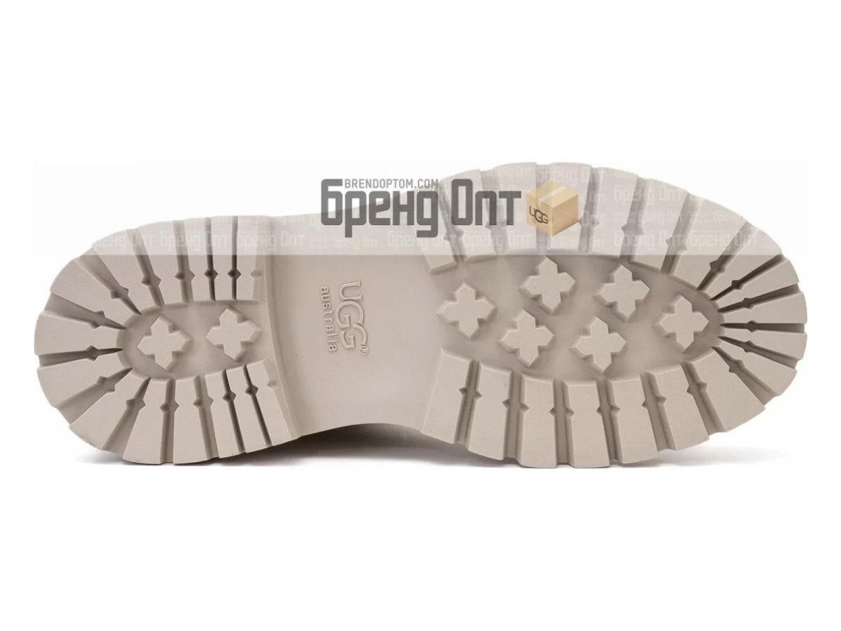 UGG Martin Sand — вид «подошва»