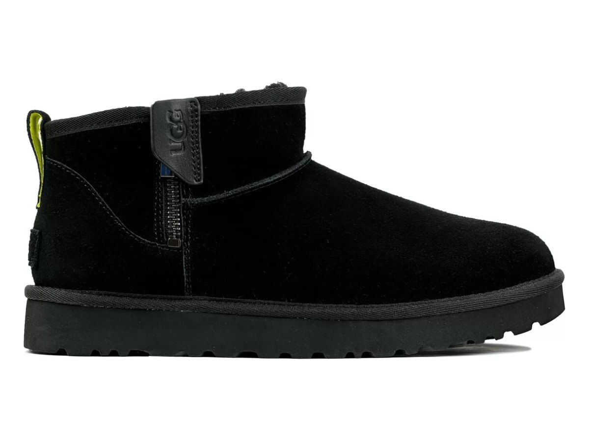 UGG Classic Ultra Mini Zip Boot Black — вид «сбоку»