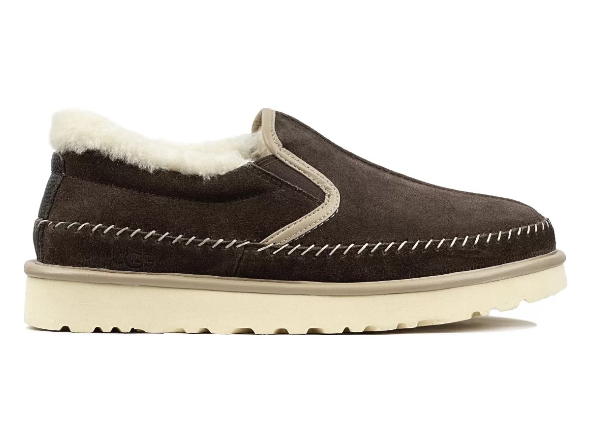 UGG Stitch Slip On Chocolate — вид «сбоку»