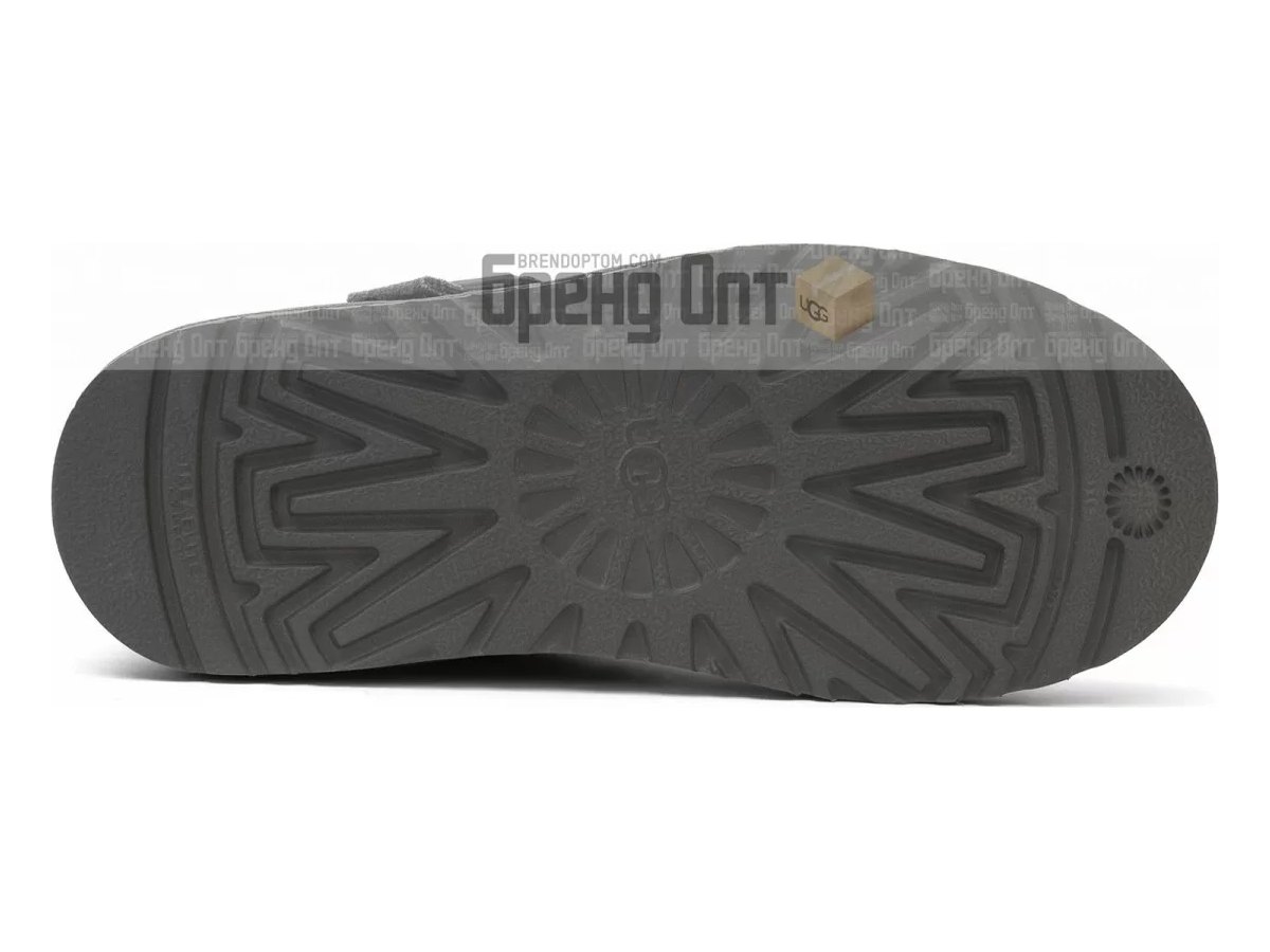 UGG Neumel Snapback Grey — вид «подошва»