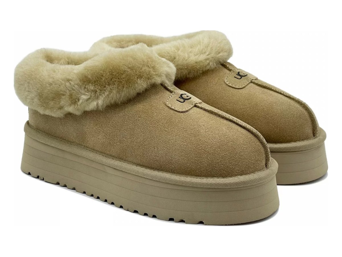 UGG Platform Slipper Camel — вид «сбоку»