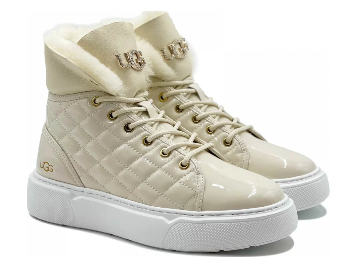 UGG Shanti Sand — вид «сбоку»