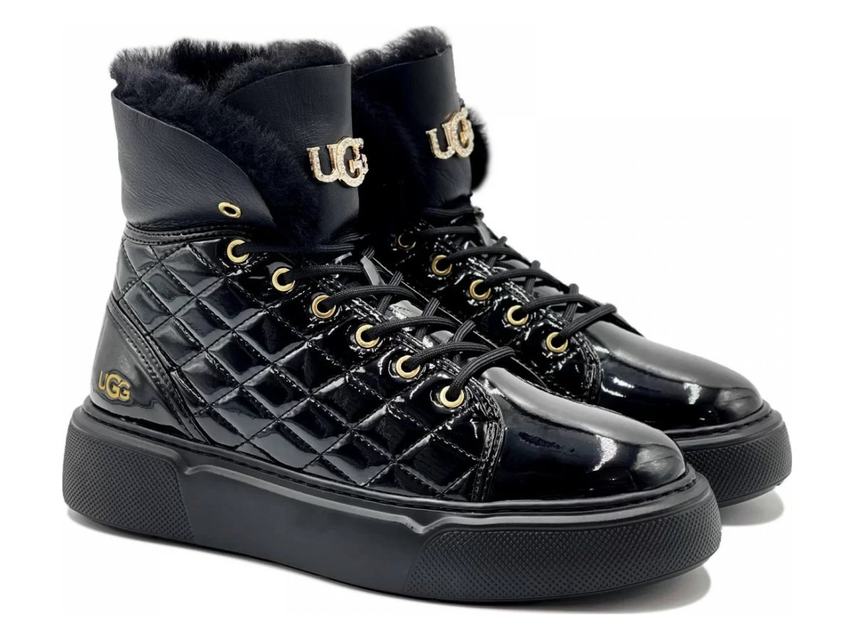 UGG Shanti Triple Black — вид «сбоку»
