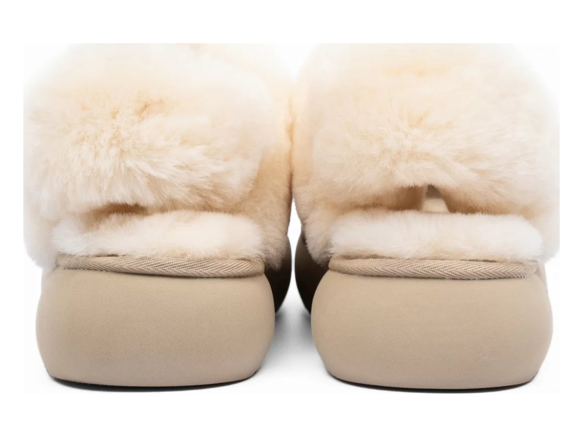 UGG Slippers Disquette Sand — вид «сверху»