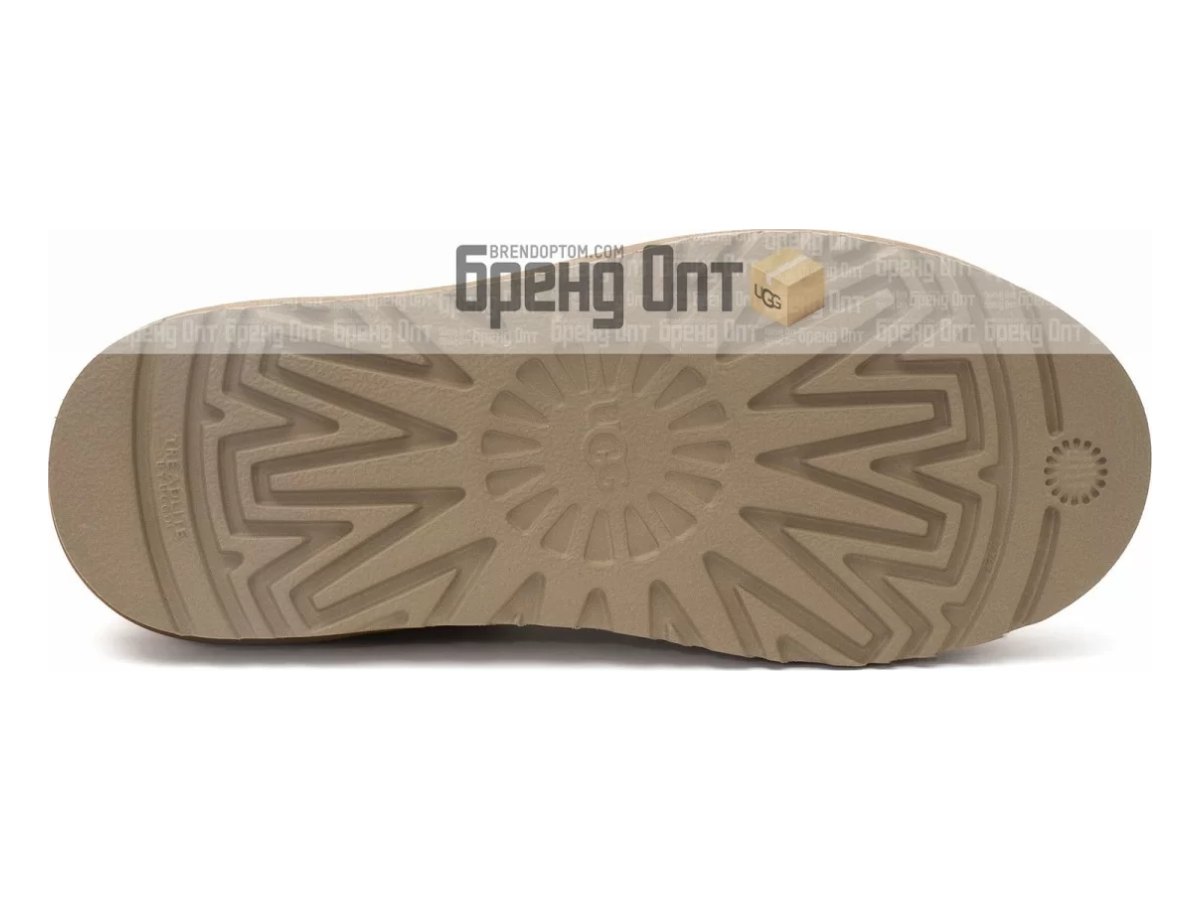 UGG Stitch Slip On Chestnut — вид «подошва»