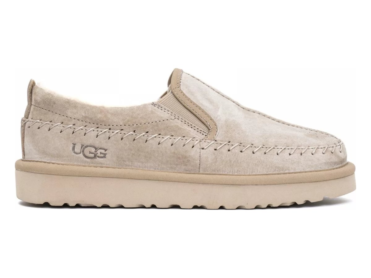 UGG Stitch Slip On Sand — вид «сбоку»