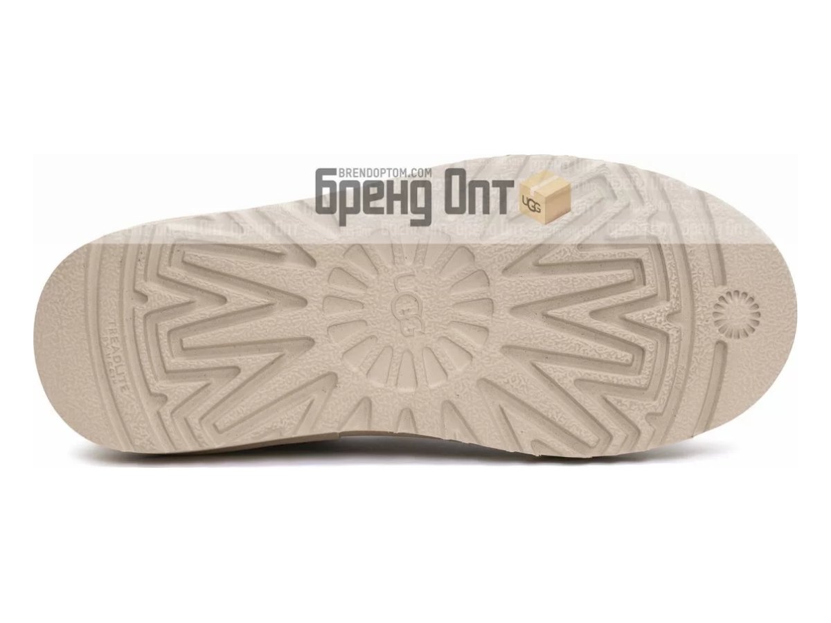 UGG Stitch Slip On Sand — вид «подошва»